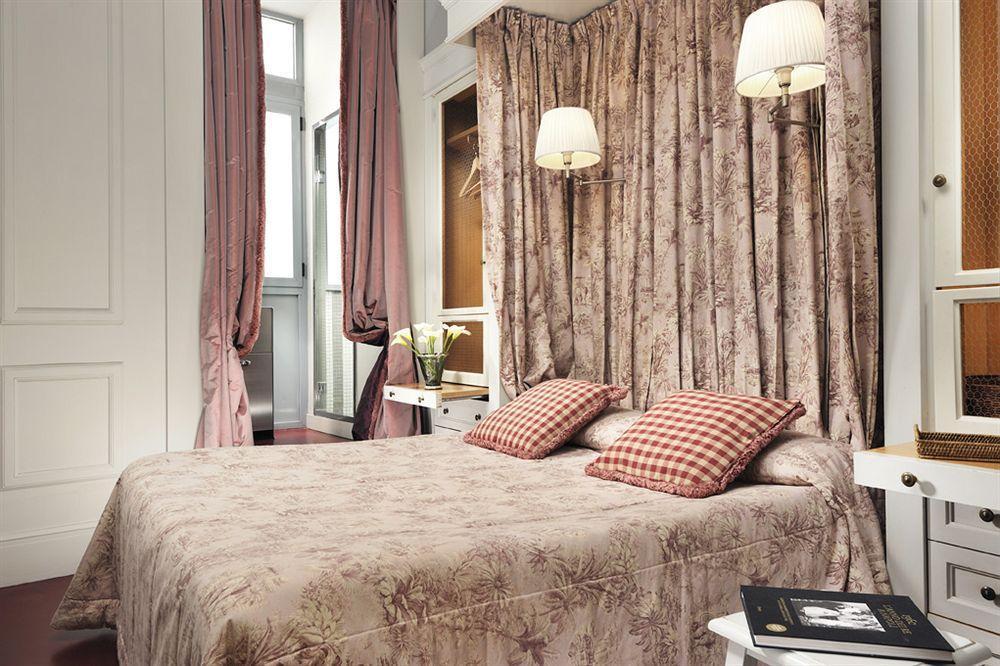 רומא Casa Heberart Guest House Sistina מראה חיצוני תמונה